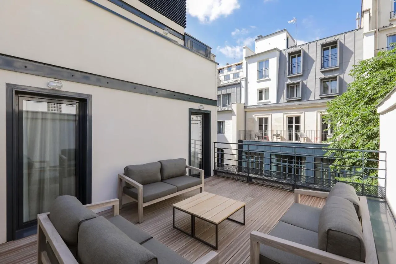 Mode Paris Aparthotel