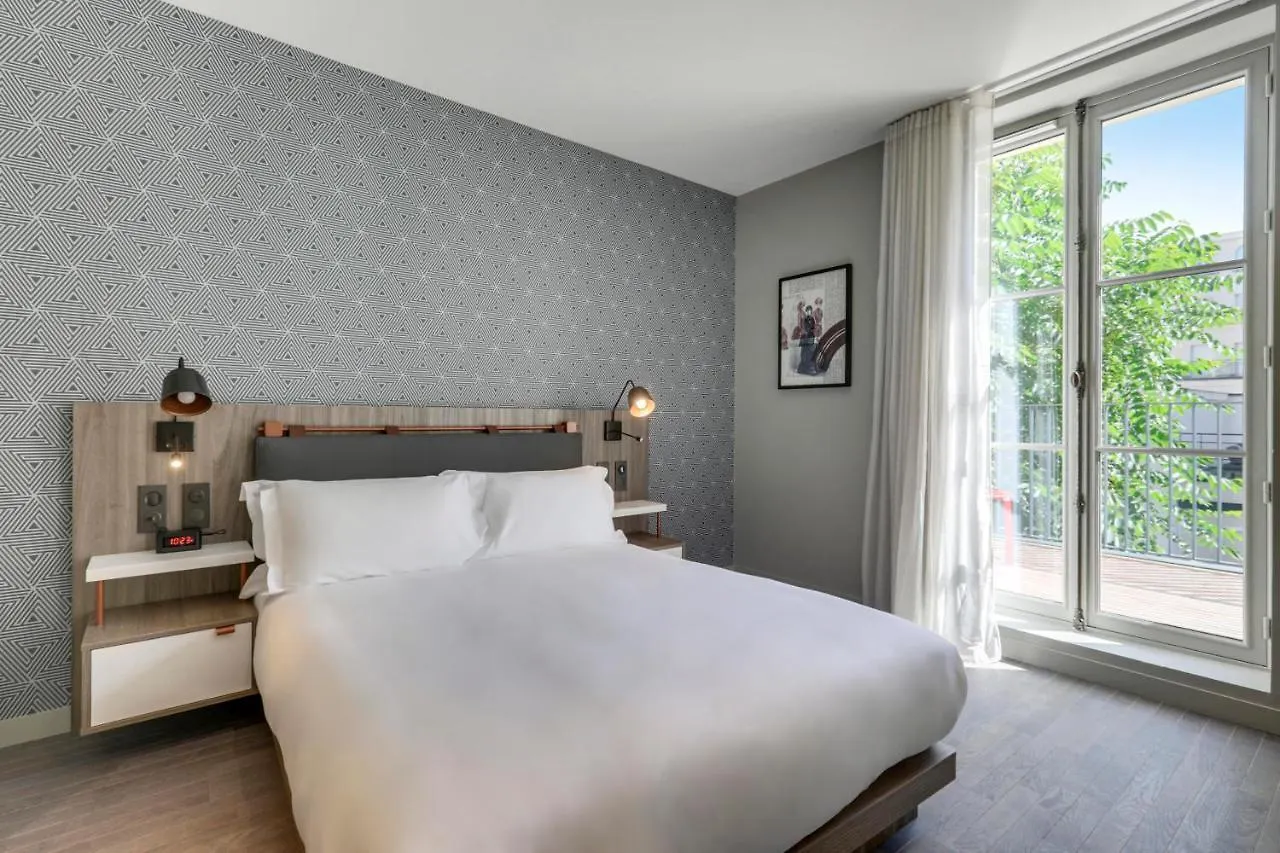 Mode Paris Aparthotel