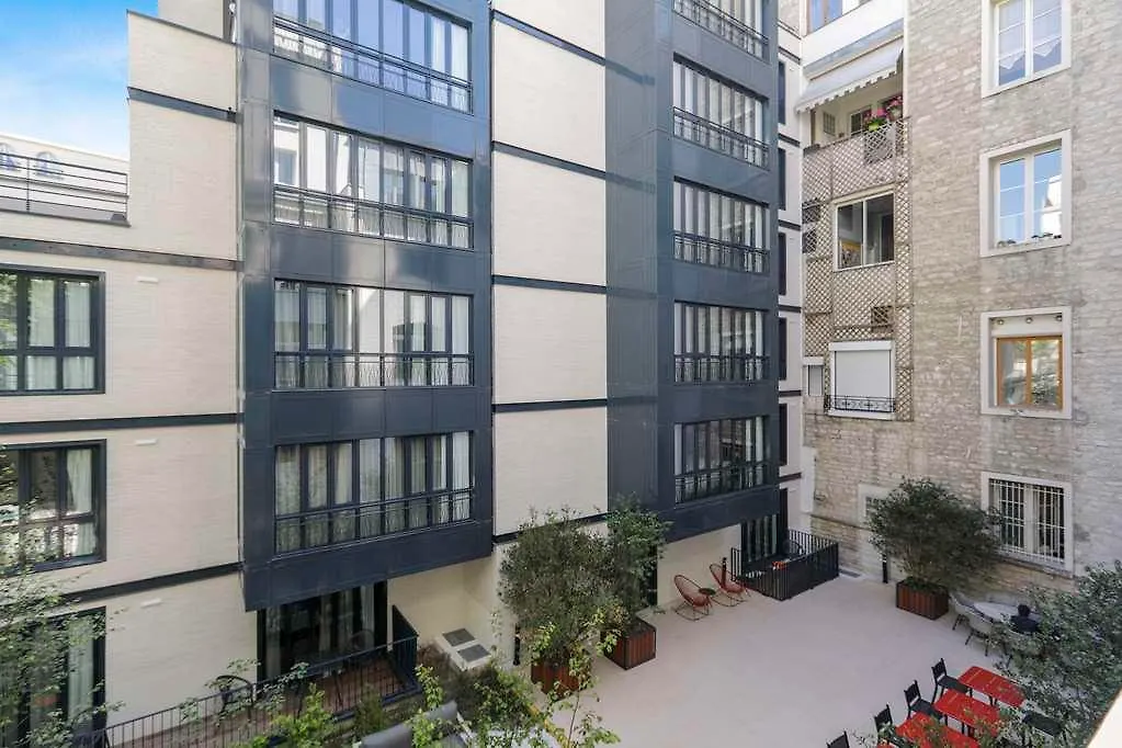 Mode Paris Aparthotel